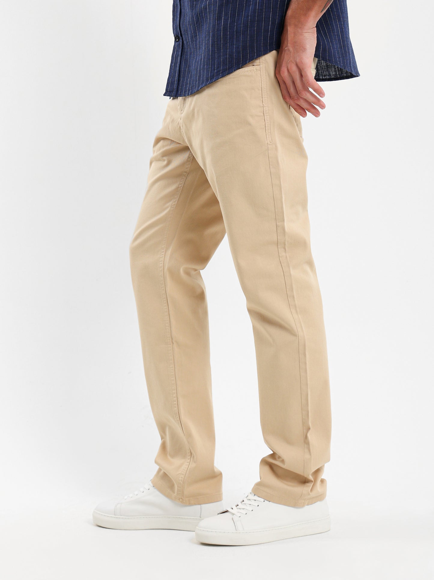 Modern Fit Casual Pants