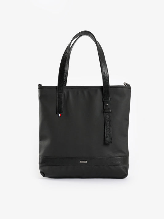 Grainy Texture Waterproof Hand Bag