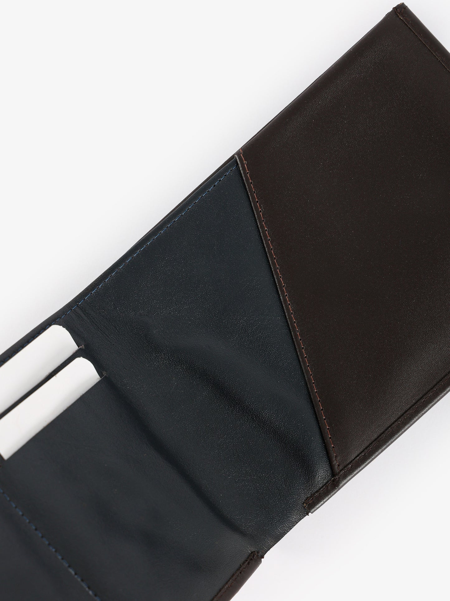 Minimalist Bifold Wallet