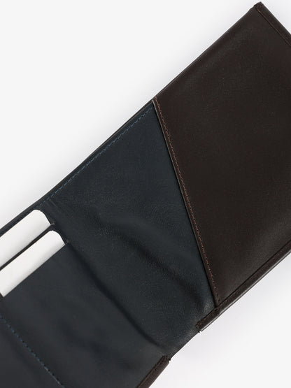 Minimalist Bifold Wallet