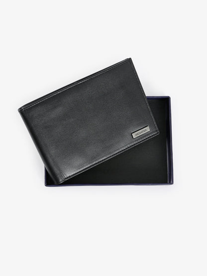 Minimalist Bifold Wallet