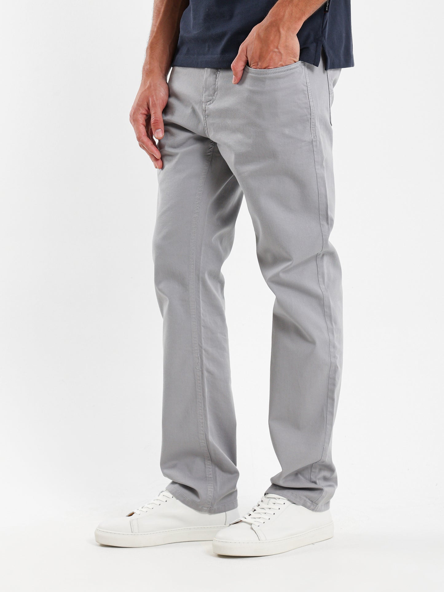 Modern Fit Casual Pants